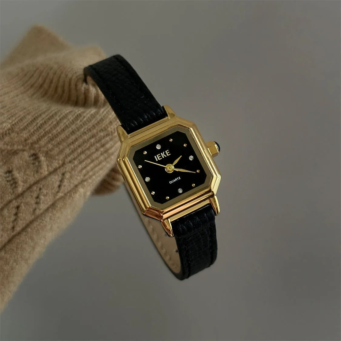 Velya Watches™ Relógio feminino de quartzo