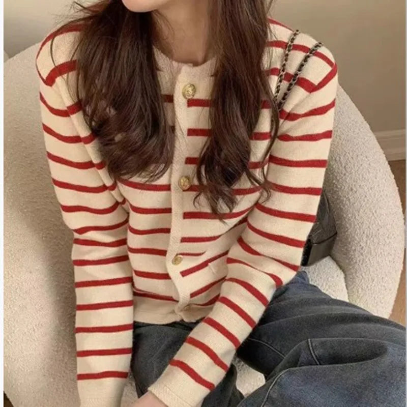 Cardigan tricoté à rayures Lunara Winter™