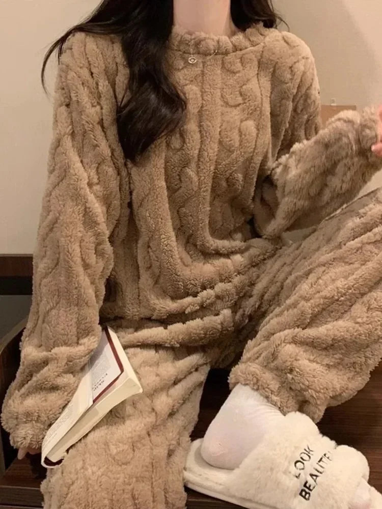 Lunara Winter™ Fleece O-Neck Women Pajama Set