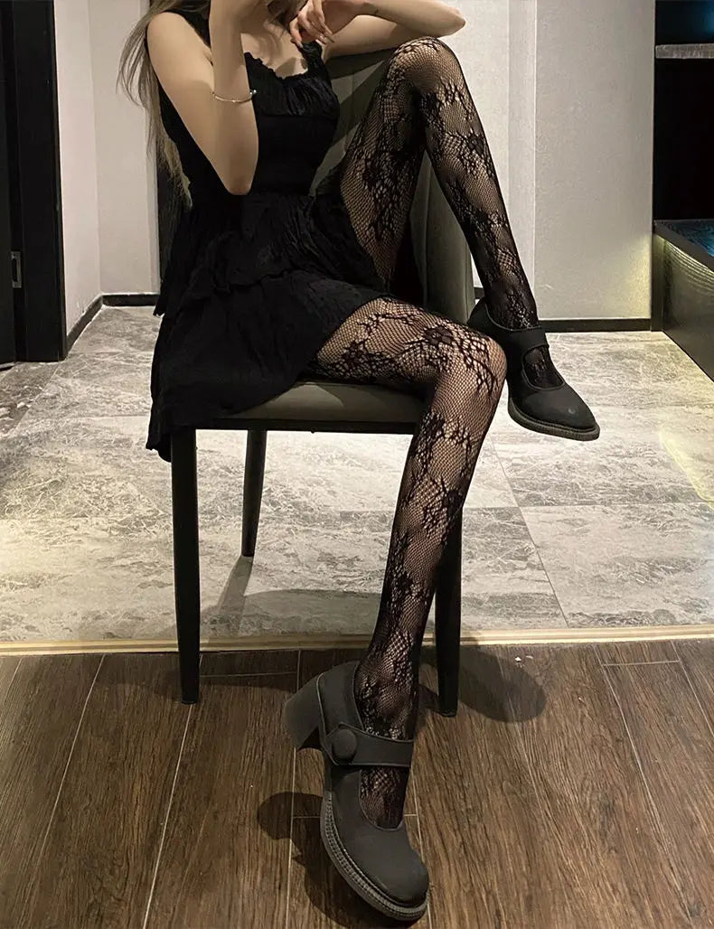 Lunara Winter™ Classic Lace Mesh Pantyhose