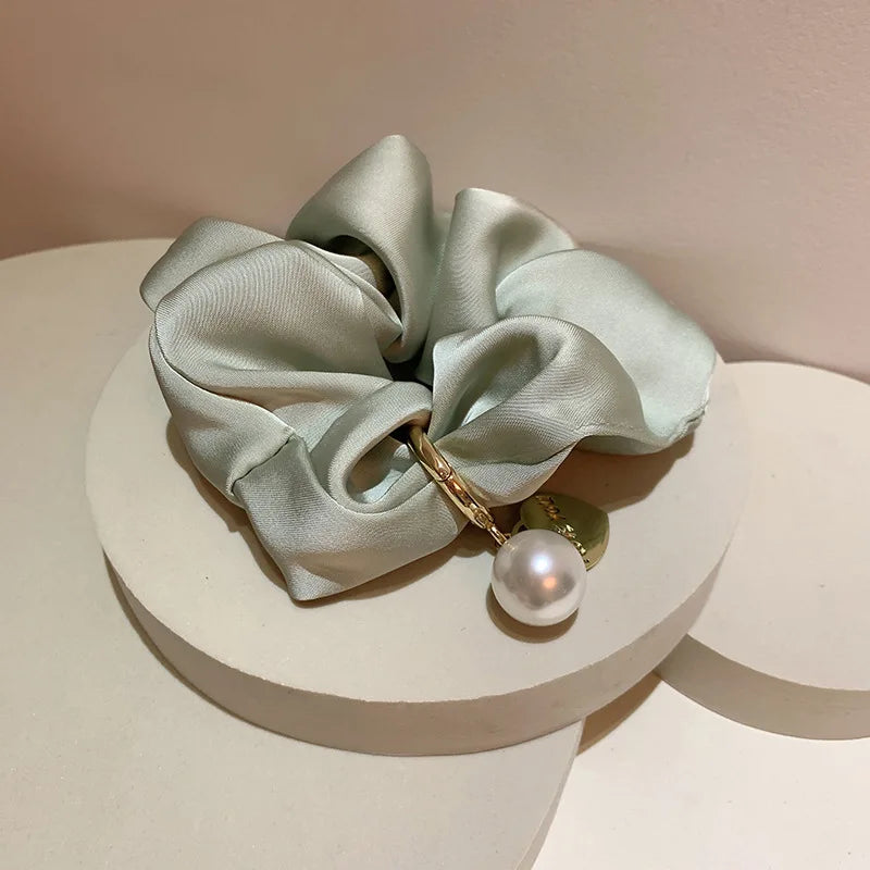SatinÉclat™ Satin with Pearl Scrunchies