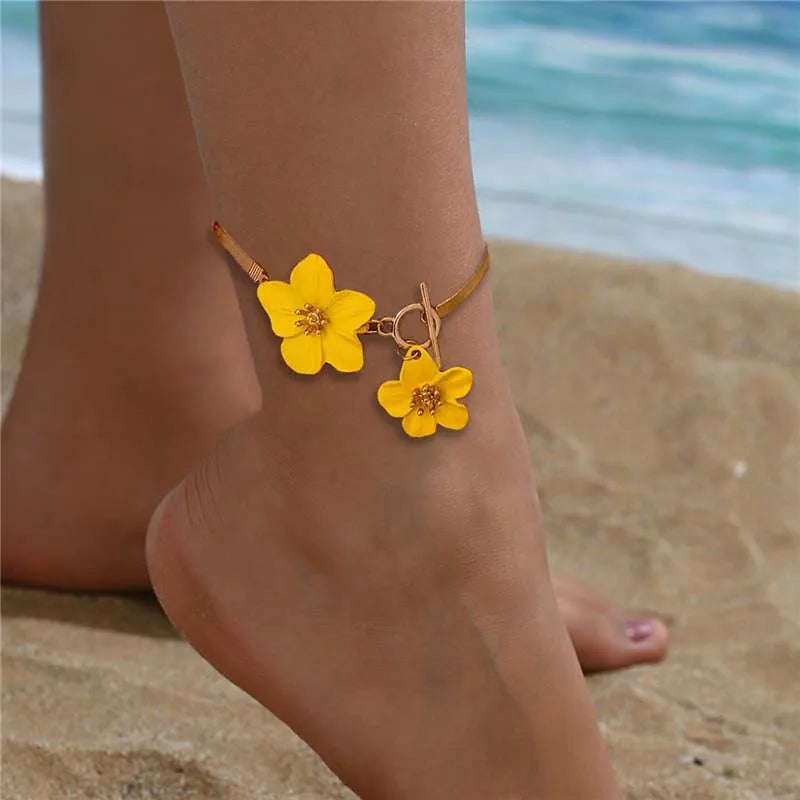 Elara Jewelry™ Flora Charm Anklet