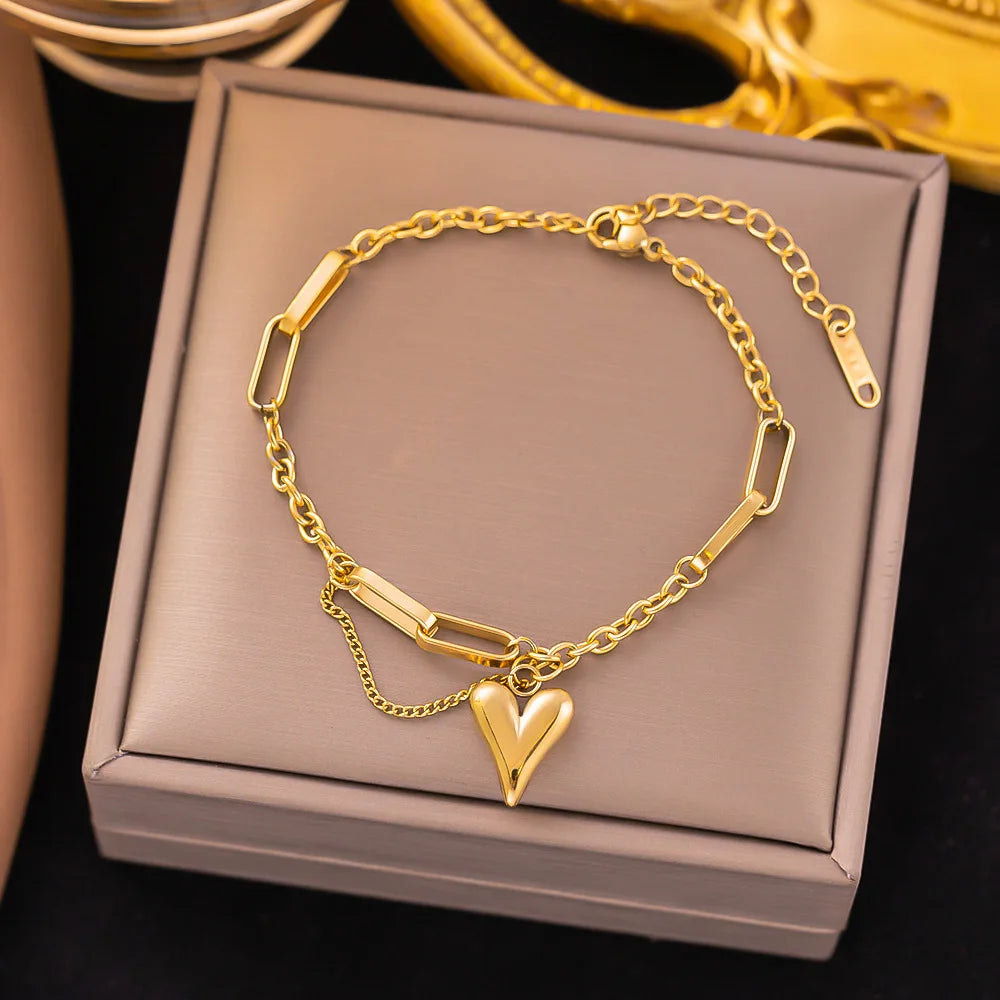 Elara Jewelry™ Gold Heart Pendant Paperclip Chain Bracelet