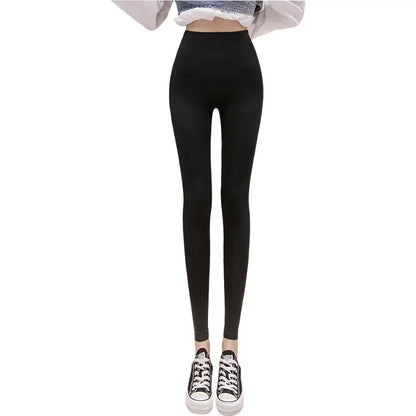 Lunara Winter™ Slim Fit Model Pants