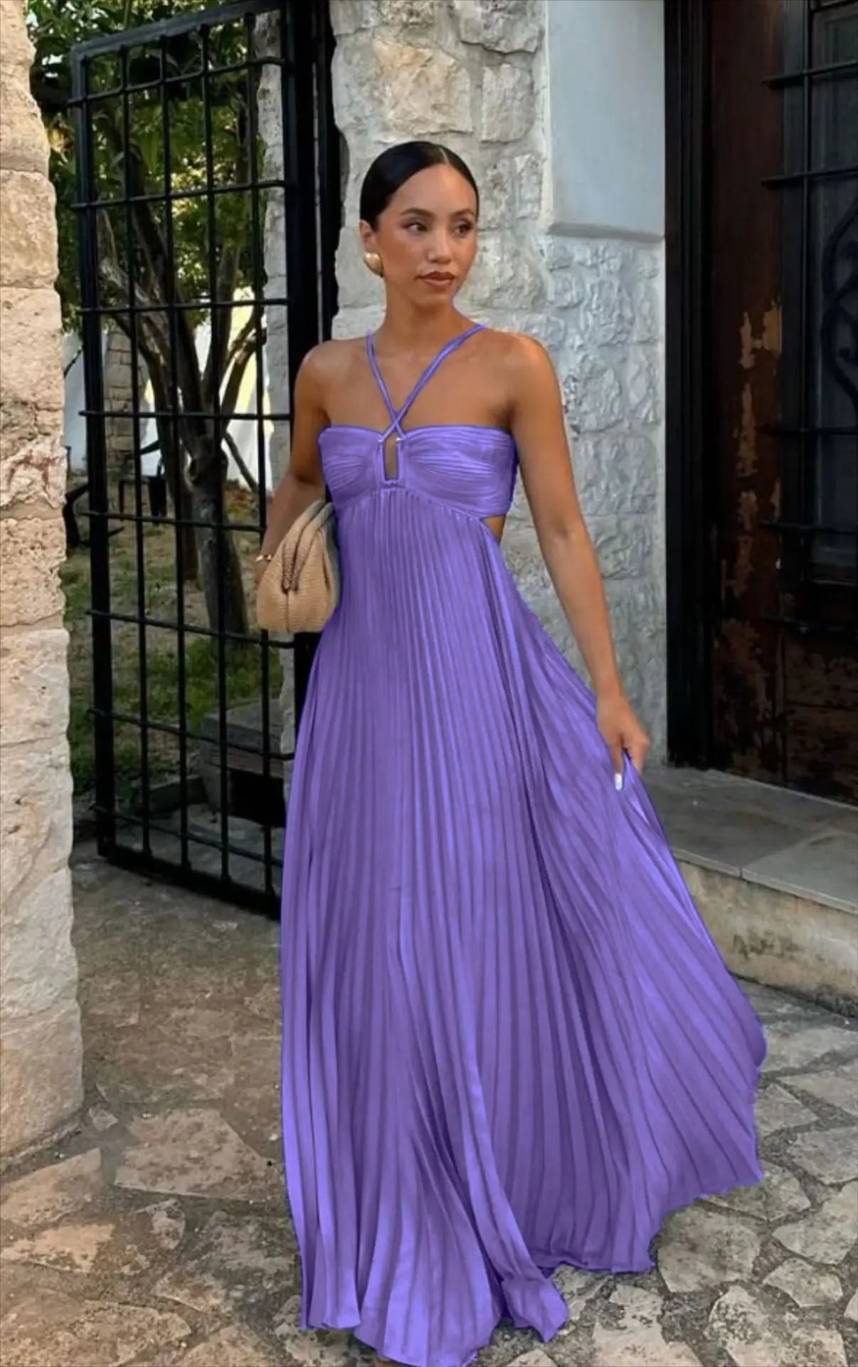 Amoura Dresses™ Sommer-Neckholder-Plisseekleid