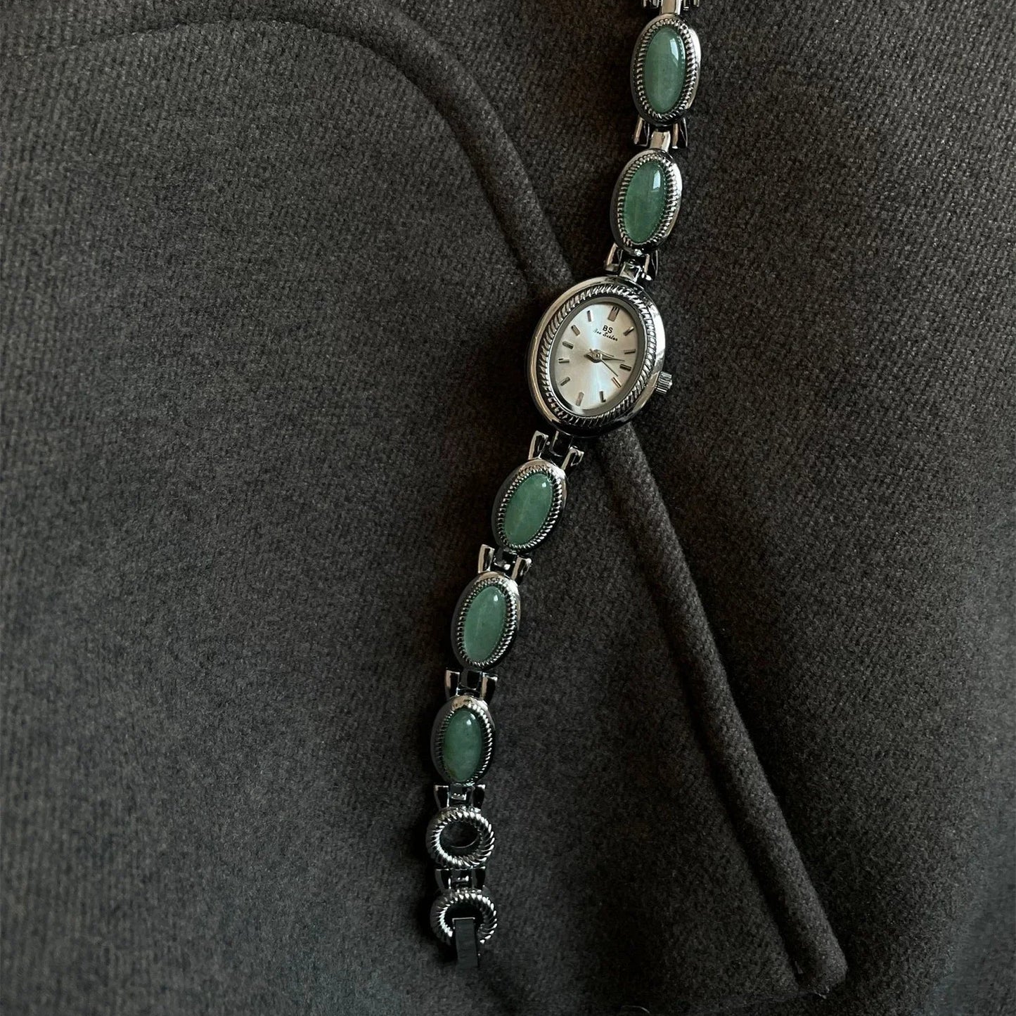 Velya Watches™ Damenuhr mit Steinarmband