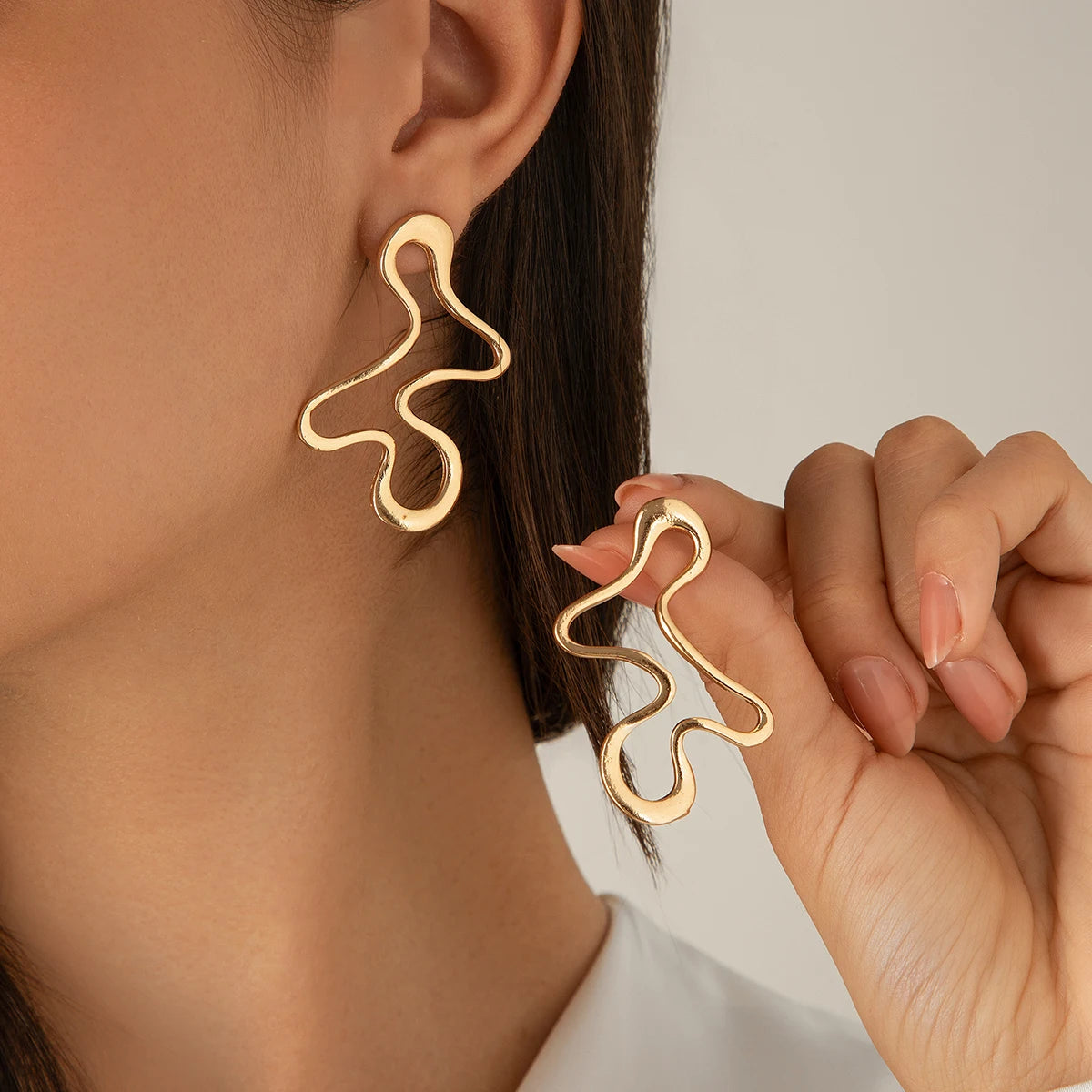Elara Jewelry™ Lunaria Fluid Wave Earrings