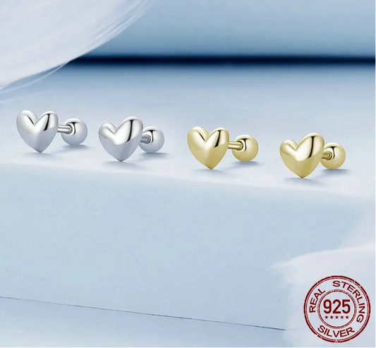 Elara Jewelry™ Amour Mini brincos de coração