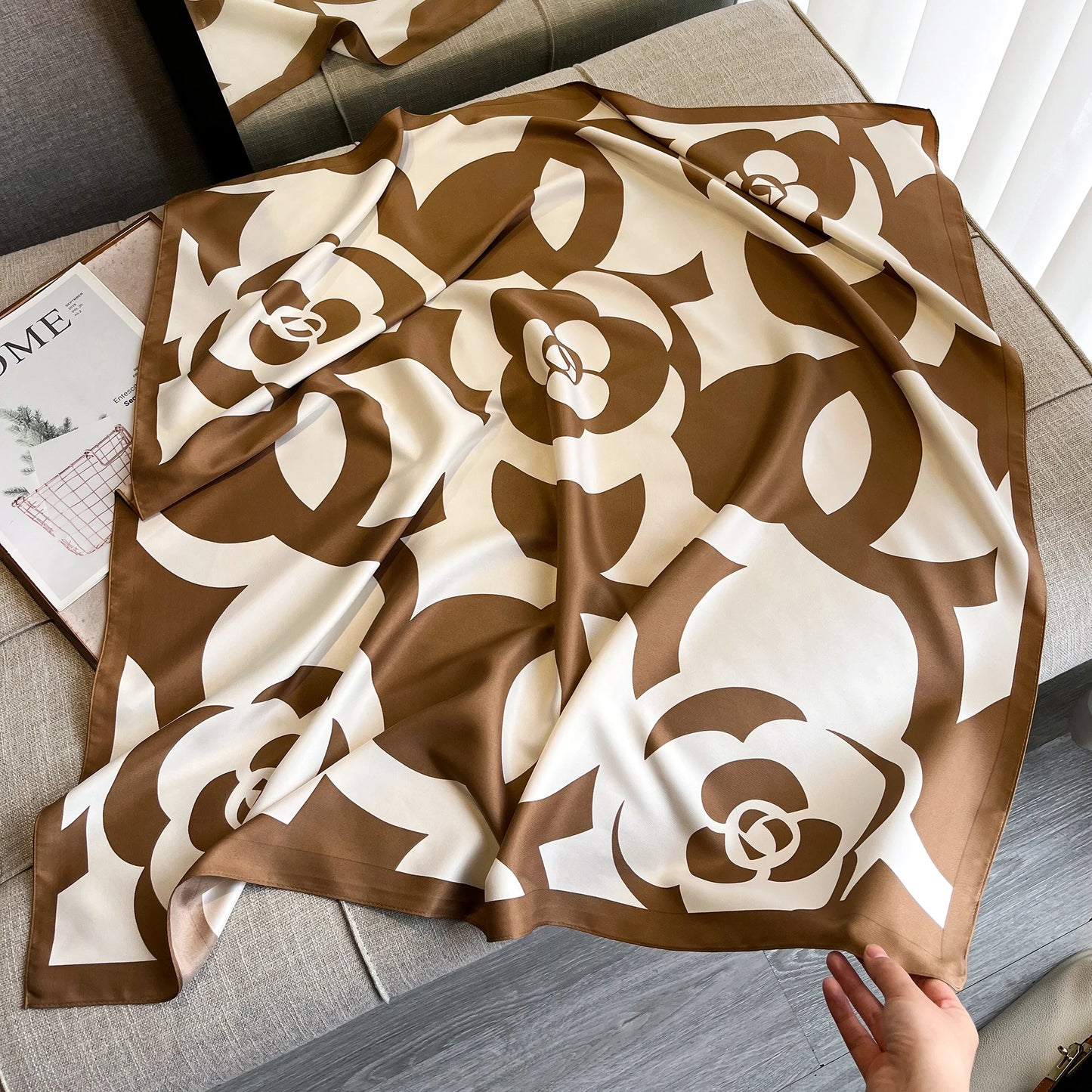 ผ้าพันคอซาตินสี่เหลี่ยมผู้หญิง SatinÉclat™