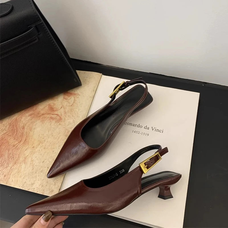 Solenne Shoes™ Punta a punta da donna con mini tacco
