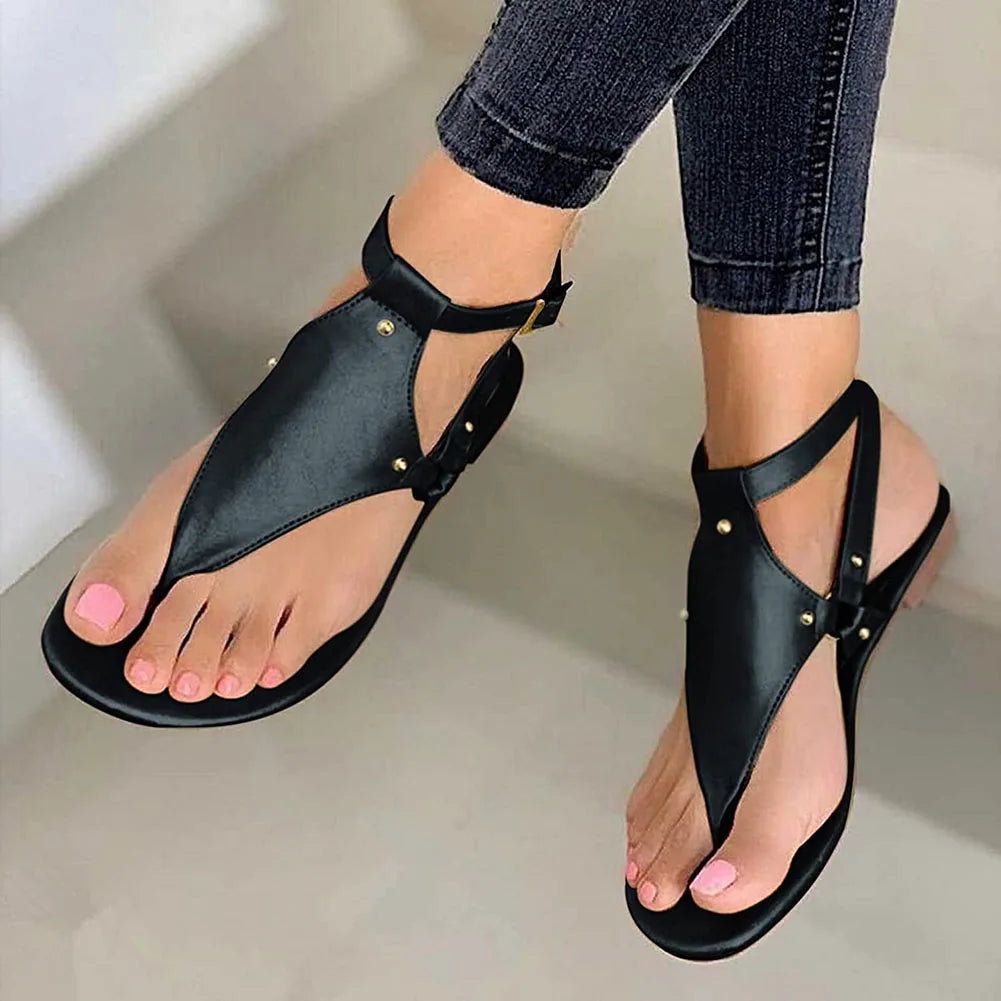 Solenne Shoes™ Clip Toe Flat Sandals