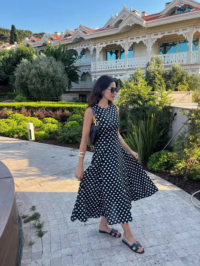 Amoura Dresses™ Elegant Polka Dot Print Dress