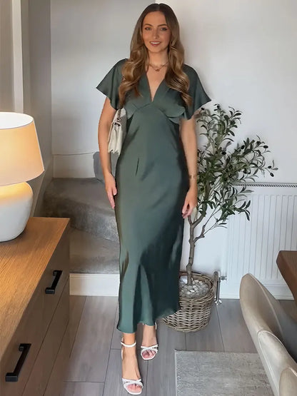Amoura Dresses™ V-Neck Midi Dress