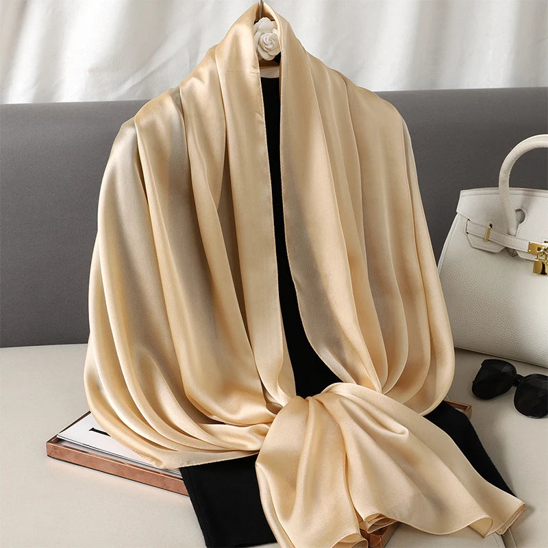 SatinÉclat™ Gradient Scarf Women