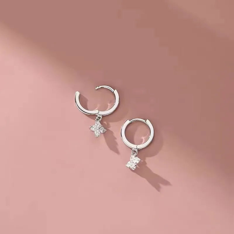 Elara Jewelry™ Dainty Clover Hoop Earrings