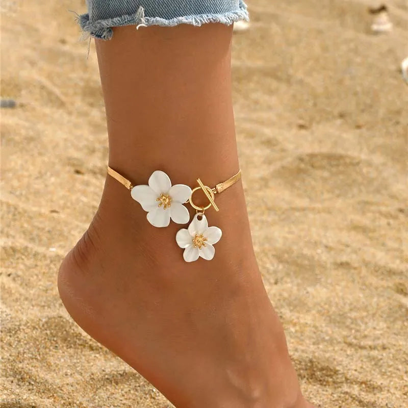 Elara Jewelry™ Flora Charm Anklet