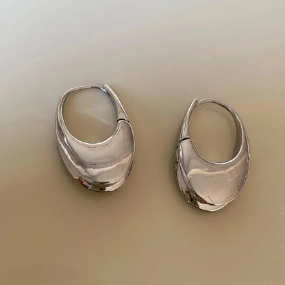 Elara Jewelry™ Bold Sculpted Hoop Earrings